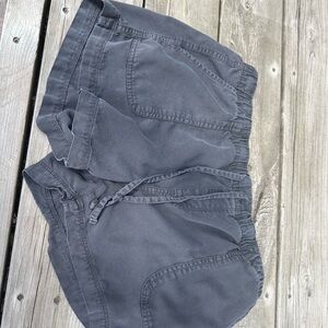 GAP Charcoal shorts Relaxed Fit soft and airy